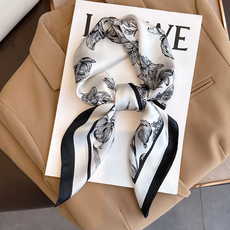 Luxury Bags Online - 70*70Cm Luxe Bloemenprint Zijden Vierkante Sjaal