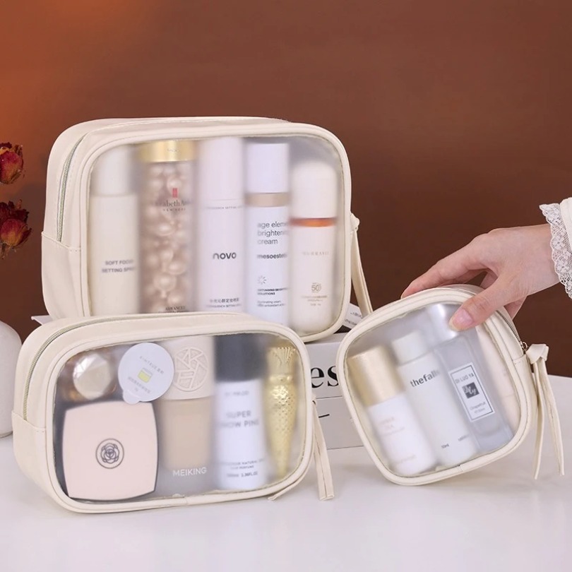 Halftransparante luxe make-up  - Luxury Bags Consignment recensie en prijs
