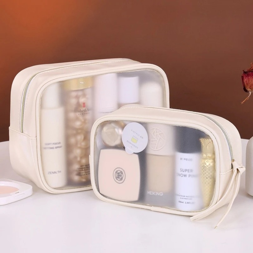 Halftransparante luxe make-up  - Luxury Bags Consignment recensie en prijs